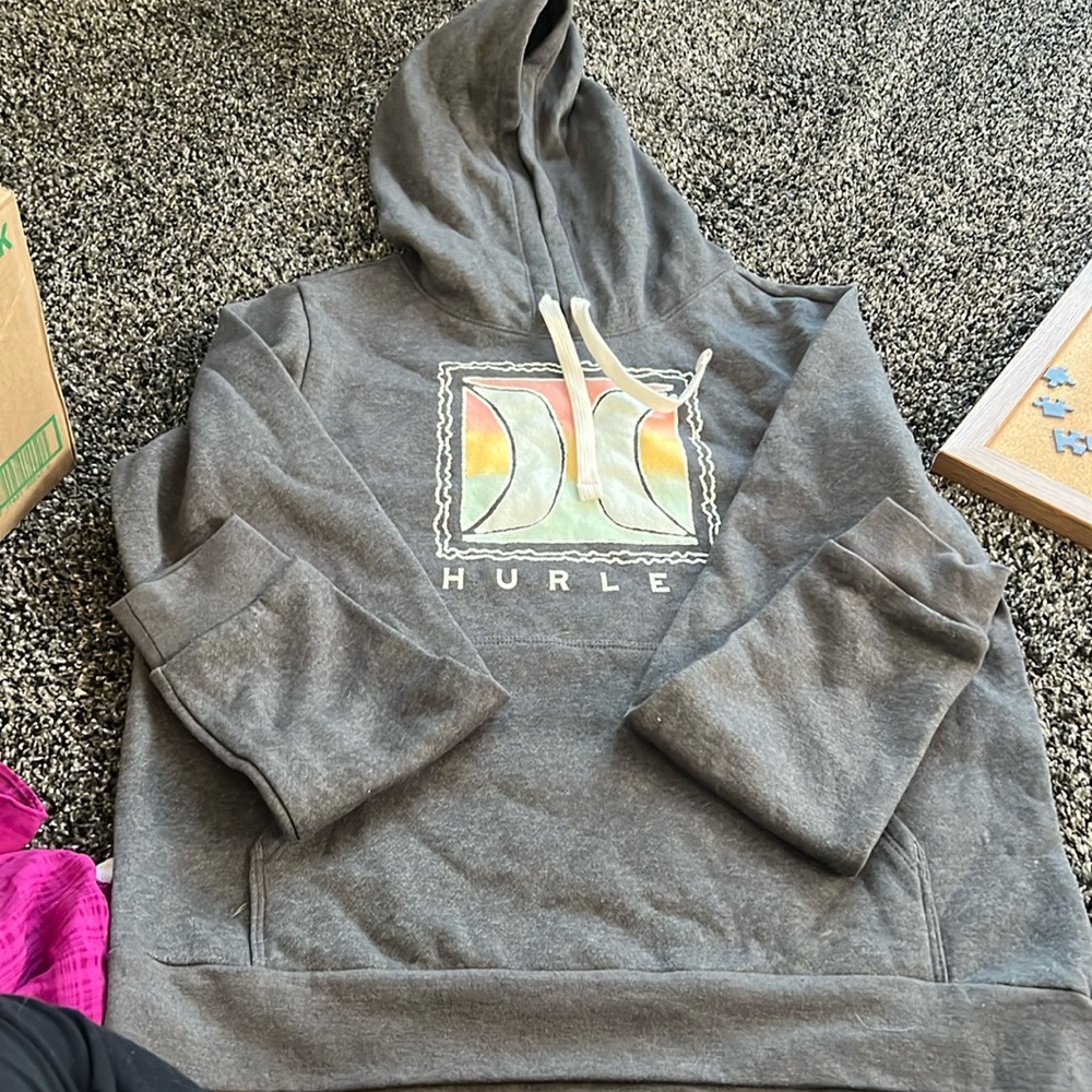 Hurley sweatshirt